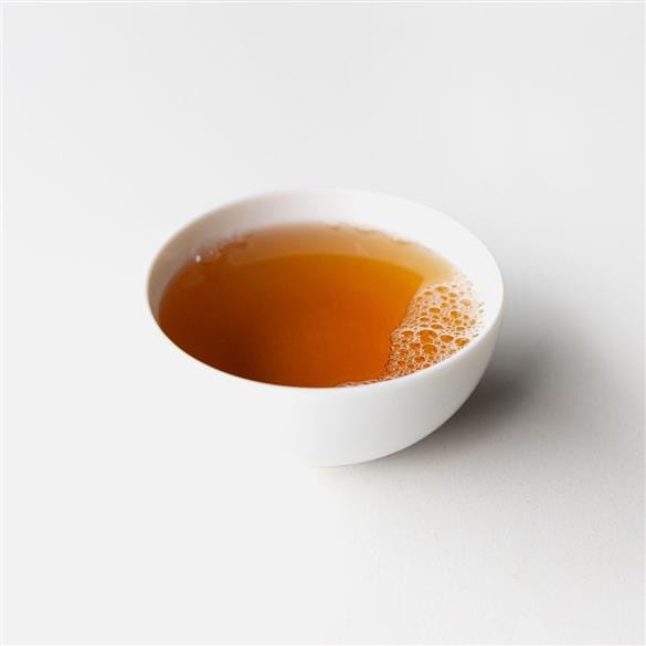 Kokang Gold Leaf Sheng Pu’er Tea Cake 2021 Vintage hover image